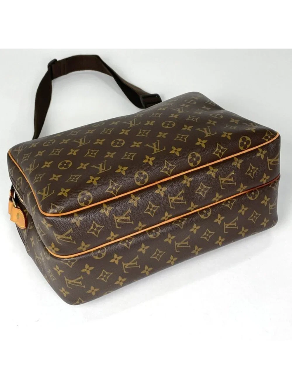 Louis Vuitton Reporter GM Crossbody Shoulder Bag Monogram Brown